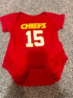 Kansas City Chiefs Red '15' Baby Onesie